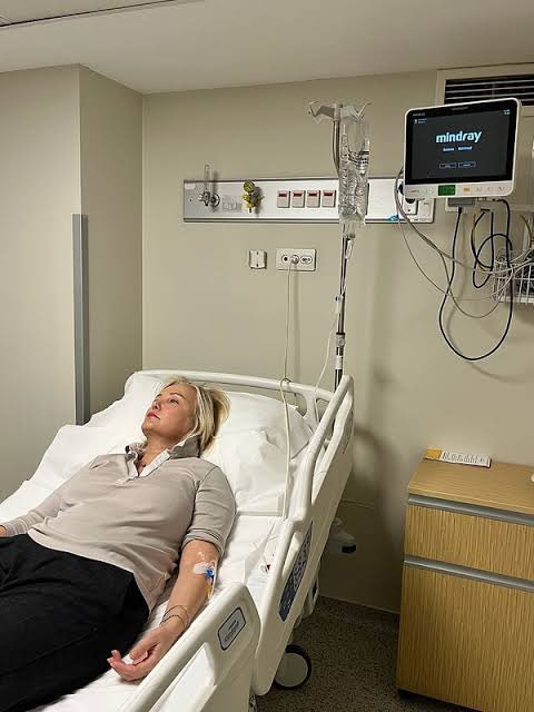 Hey Berna! Sakin ol Şampiyon, sonra yine hastanelik falan olursun! 
Hadsizlik ve hazımsızlık ancak bu kadar olur!
Adalet Bakanımız’ın cesareti ve yüreğinin büyüklüğü karşısında zaten sinirden bir hal oldunuz. 
Bu iş cüsse ile değil: yürek ve cesaret ile  oluyor! <a href="/abakingurlek/">Akın Gürlek</a>