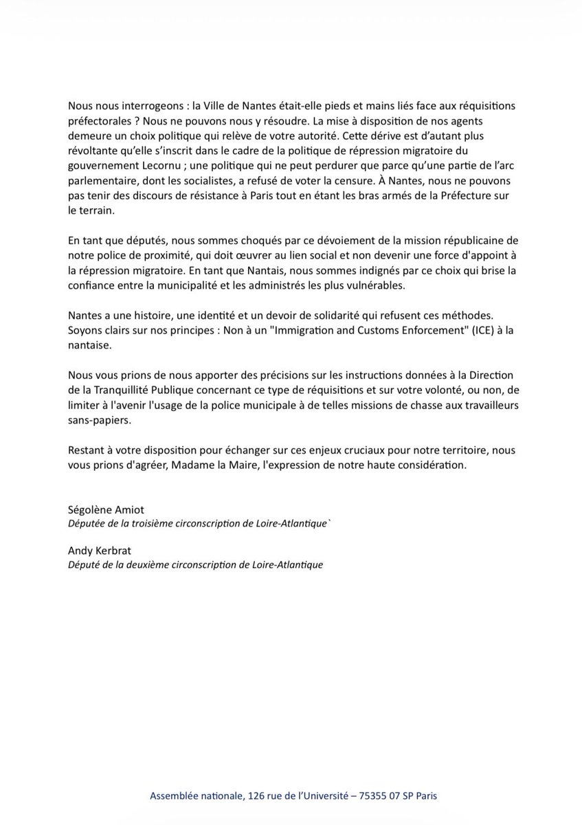 À Nantes, la police municipale participe à des rafles de sans-papiers ?

Avec <a href="/SegoleneAmiot/">Ségolène Amiot 🔻🐝🏳️‍🌈</a>, nous interpellons <a href="/Johanna_Rolland/">Johanna Rolland</a>.

Les agent·es municipaux ne doivent pas être la force d’appoint des politiques racistes menées par un gouvernement sauvé par le parti socialiste.