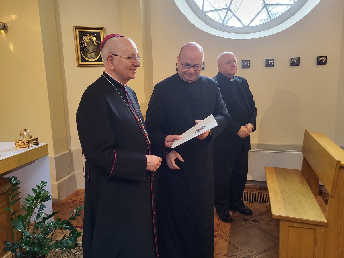 RzecznikArchLub's tweet photo. Abp @StanislawBudzik mianował ks. kan. Zdzisława Szostaka nowym proboszczem Parafii św. Józefa w Świdniku. https://t.co/od9RZxCakf