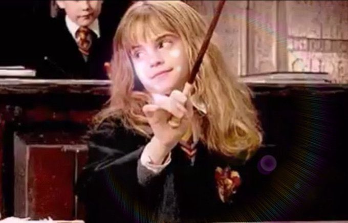 いい？「物理を理解する」よ。
あなたのは「身の丈に合わない難しそうな本に手を出して行間を埋めただけで理解した気になって演習問題すら解けないのに初学者にわざわざランダウの教科書を勧める文系」。