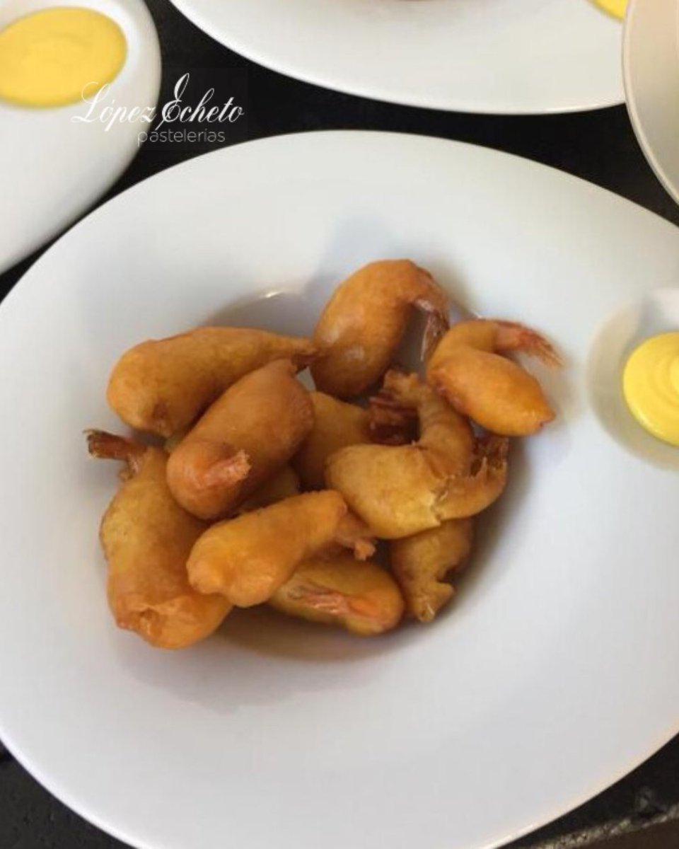 ¿Quieres llevar tus eventos al siguiente nivel? En López Echeto nos ocupamos de que tengas el catering que siempre has soñado, y te ofrecemos nuestras increíbles localizaciones de Alisios Café y La Atalaya

➡️ Consulta ahora toda la información al email encargos@lopezecheto.com