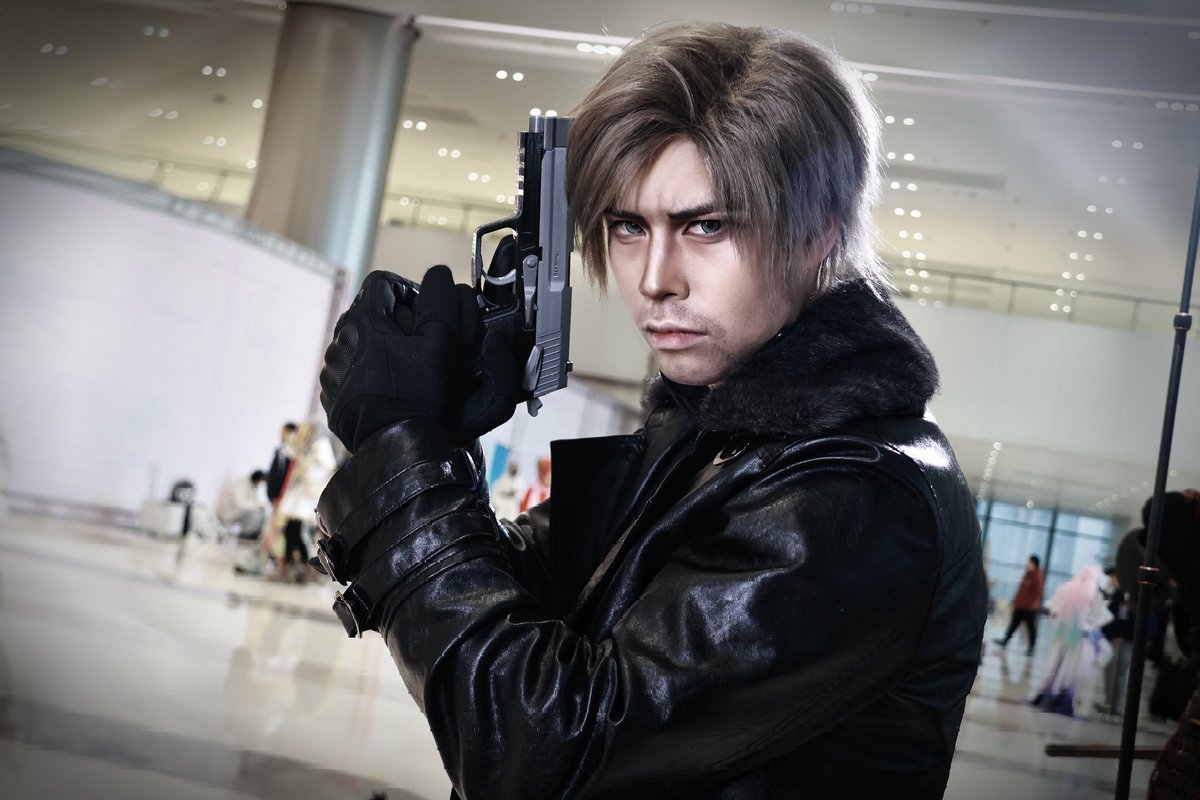 Bucario_Pudding's tweet photo. Resident Evil Requiem  Leon cosplay
#ResidentEvil #ResidentEvilRequiem #LeonKennedy #cosplay https://t.co/vFkFyCnzkq