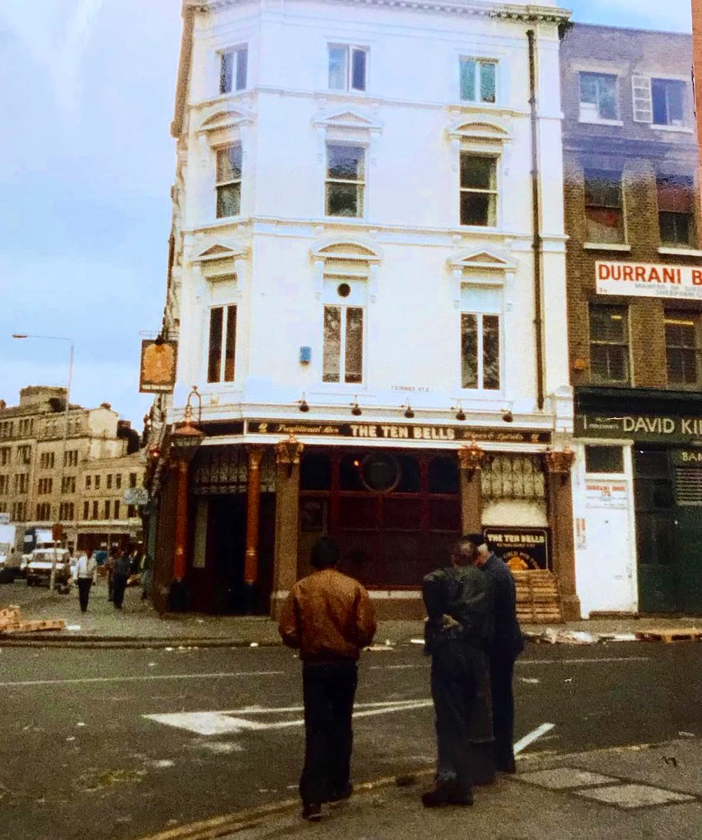 London Pub Map tweet media