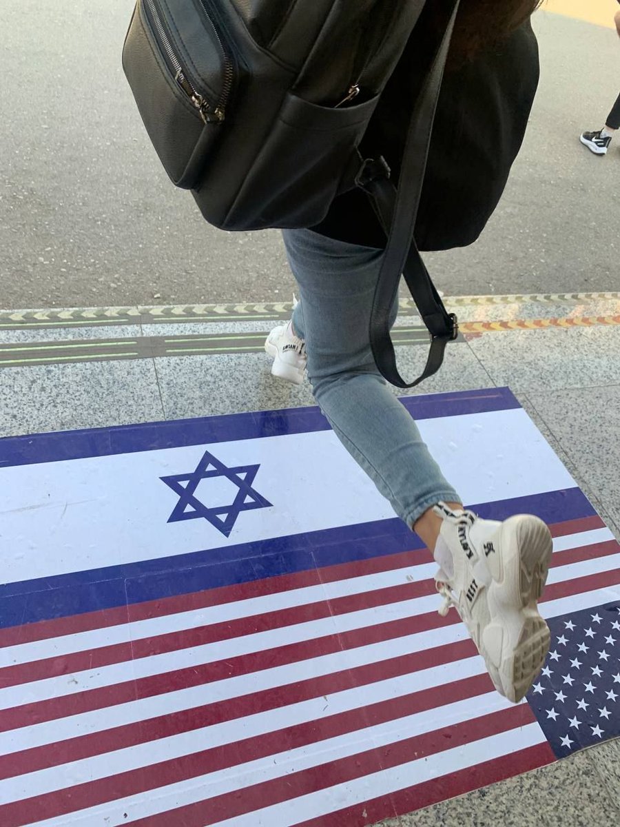 مردم اصيل ایران اینطوری هستن، نه اونایی که دیروز در خیابان بودن.