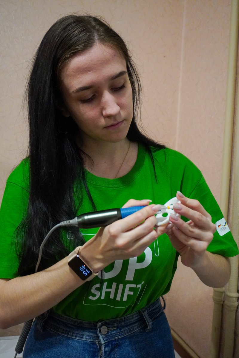 UNICEFinnovate's tweet photo. A generation of young Ukrainians is coming of age under the shadow of war, navigating disruption in school, home, and daily life. Yet they continue to be a powerful force for change. 

In Poltava, Ukraine, Anastasiia and her all-women medical student team have created a 3D lab producing medical training equipment from microplastics to help address shortages in medical education. ⚕️ 🧑‍🎓 

Anastasiia’s work is supported through #UPSHIFT, @UNICEF’s social innovation programme, and reflects a much wider youth-led movement. Since 2022, more than 100 UPSHIFT innovation challenges have taken place across 22 regions of Ukraine enabling young people to build skills, lead social projects, and support their communities in a humanitarian context. 

💡 Anastasiia’s project is one of many examples of Ukrainian youth transforming adversity into innovation — and helping shape a more resilient future for their country.

Read the full story 👉 https://t.co/bdyvPQLABZ

@UNICEF_UA @BMZ_Bund @KfW_int