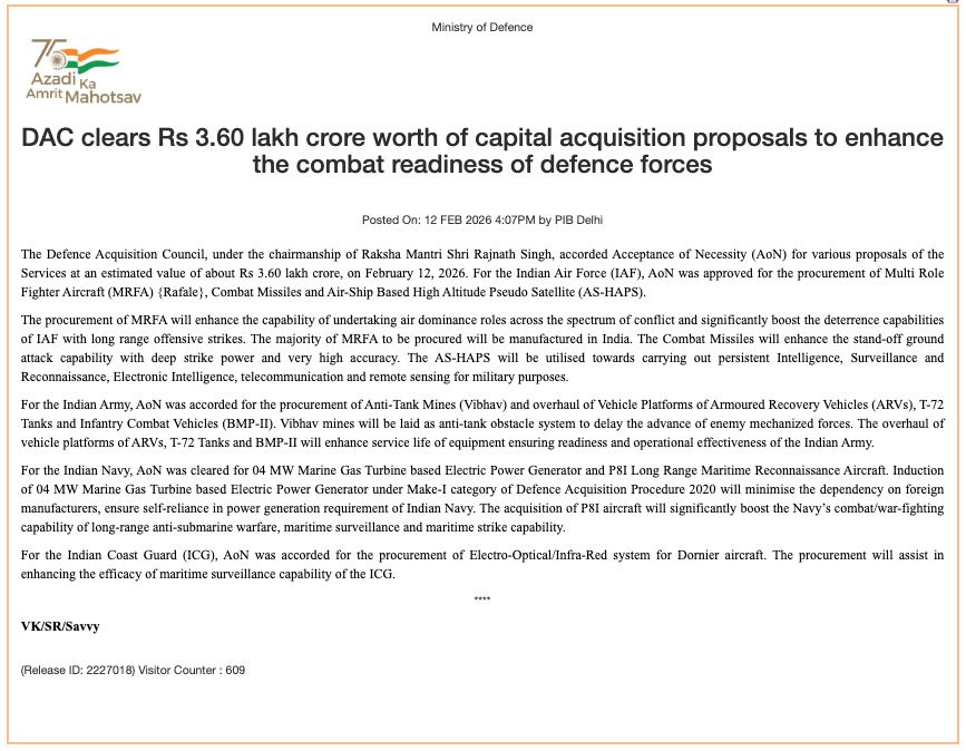 DDNewslive's tweet image. #BreakingNews | DAC clears Rs 3.60 lakh crore worth of capital acquisition proposals to enhance the combat readiness of defence forces.

@DefenceMinIndia #IndianAirForce #DefenceNews