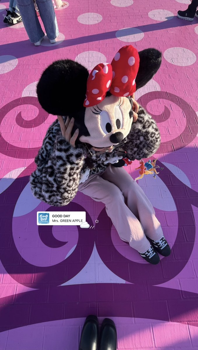 ナナ‎✮.· tweet media