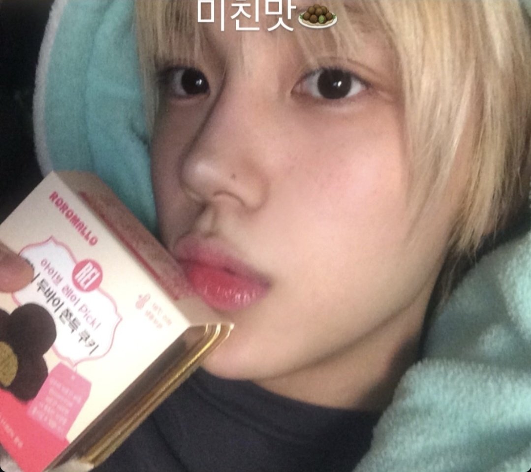 ︎ara tweet media