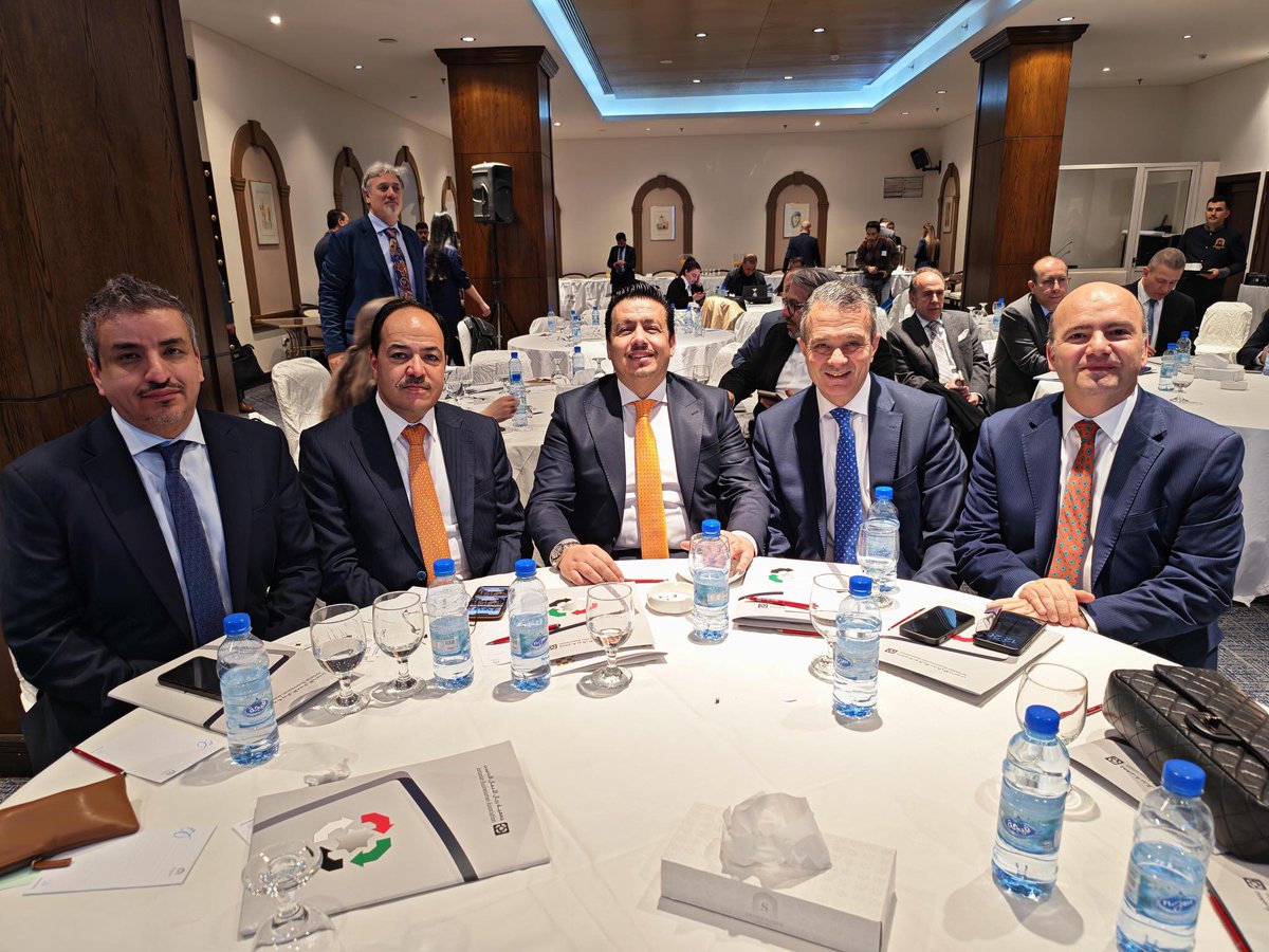 JBA_JO's tweet photo. #يحدث_الآن انطلاق أعمال الجلسة الثانية من منتدى التعاون والاستثمار السوري الأردني المشترك بحضور معالي الأستاذ عبد السلام هيكل - وزير الاتصالات وتقنية المعلومات
#الاردن #سوريا #استثمار #اعمال #اقتصاد #اتصالات #تكنولوجيا https://t.co/kH2bztIEyv