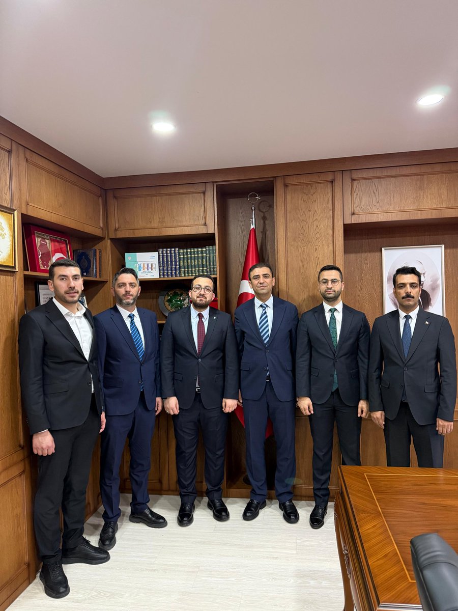 📍Milli Eğitim Bakanlığı 

Ölçme ve Değerlendirme Genel Müdürü 
Sn. Dr. Erdal Kılınç’a hayırlı olsun ziyaretinde bulunduk. 

Sayın müdürümüze misafirperverliğinden ötürü teşekkür ederiz.

<a href="/erdalkilinc27/">Dr.Erdal KILINÇ</a> 
<a href="/veyselkarakus27/">Veysel Karakuş</a> 
<a href="/abdllh_ttk/">Abdullah Tetik</a> 
<a href="/rezzakaslanli/">Abdurrazak Aslanlı</a>