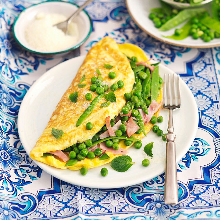 Nuestra dieta recomendada para hoy, Jueves 12

COMIDA: Guisantes (rehogados)
Tortilla de jamón

CENA:  Ensalada ( 🍅, maíz, pimiento, atún y cebolla)

#activarsistemainmune
#yotambienmecuido