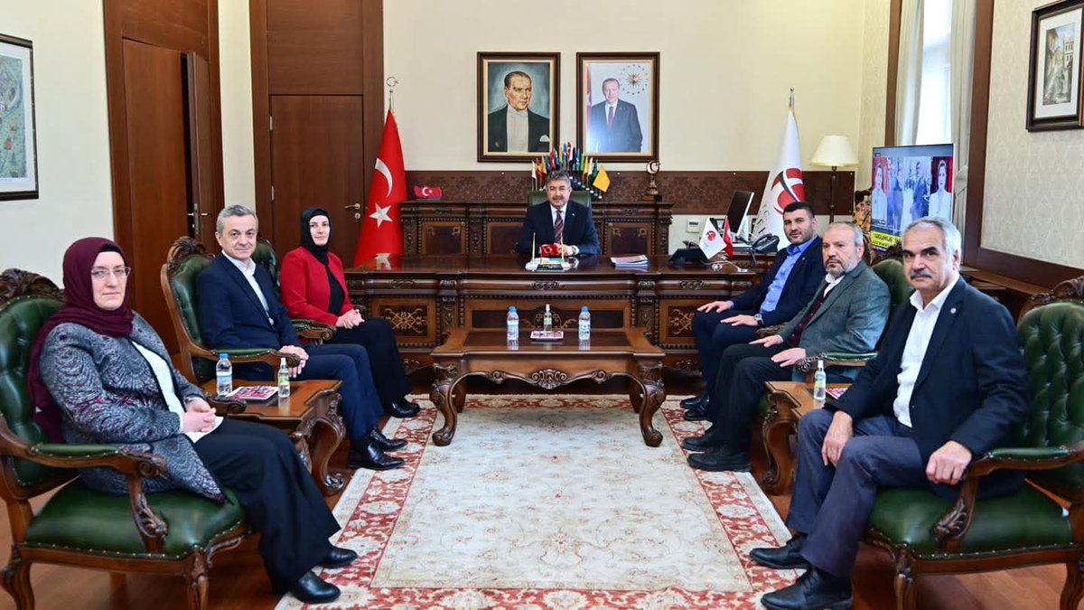 Memur-Sen İl Yönetimi olarak Eskişehir Valimiz Sayın Dr. Erdinç YILMAZ'a hayırlı olsun ziyaretinde bulunduk.