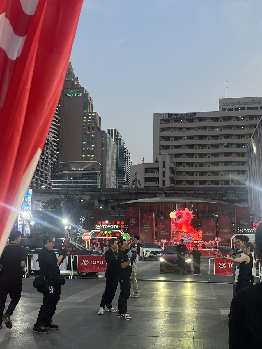 Driver fot on the way

TOYOTA x FOURTH
#TOYOTADRIVEFININLOVExFourth