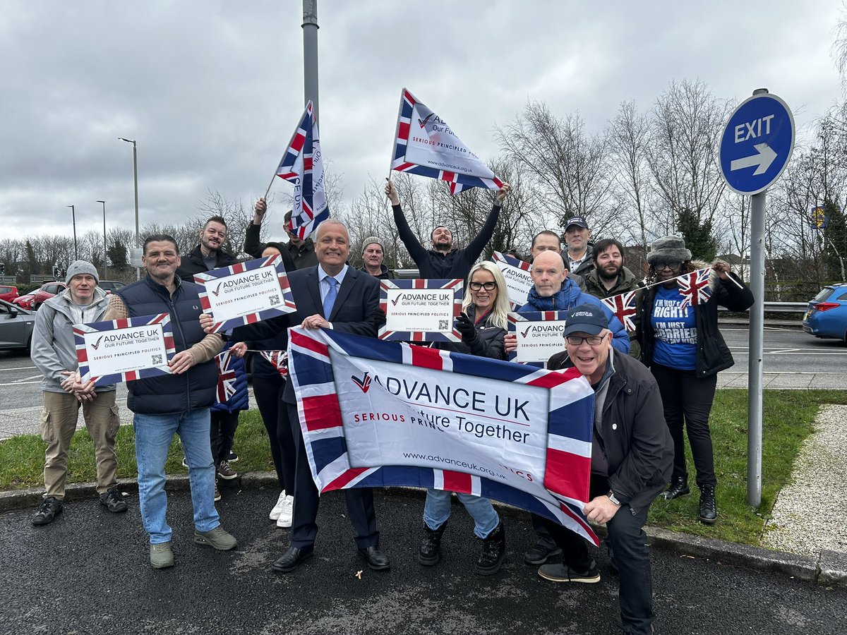 Go go go <a href="/NickBuckleyMBE/">Nick Buckley MBE</a> 
Team <a href="/_AdvanceUK/">Advance UK</a>