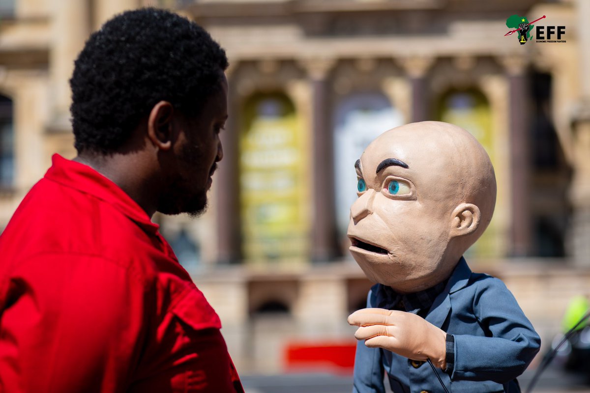 Sinawo Thambo tweet media