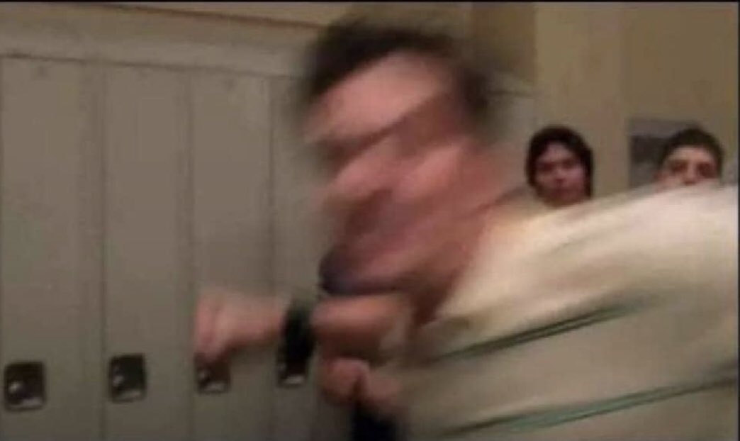 dfwtopski's tweet image. me when i see my barber trying to cut the mustache i spent 1 year growing: