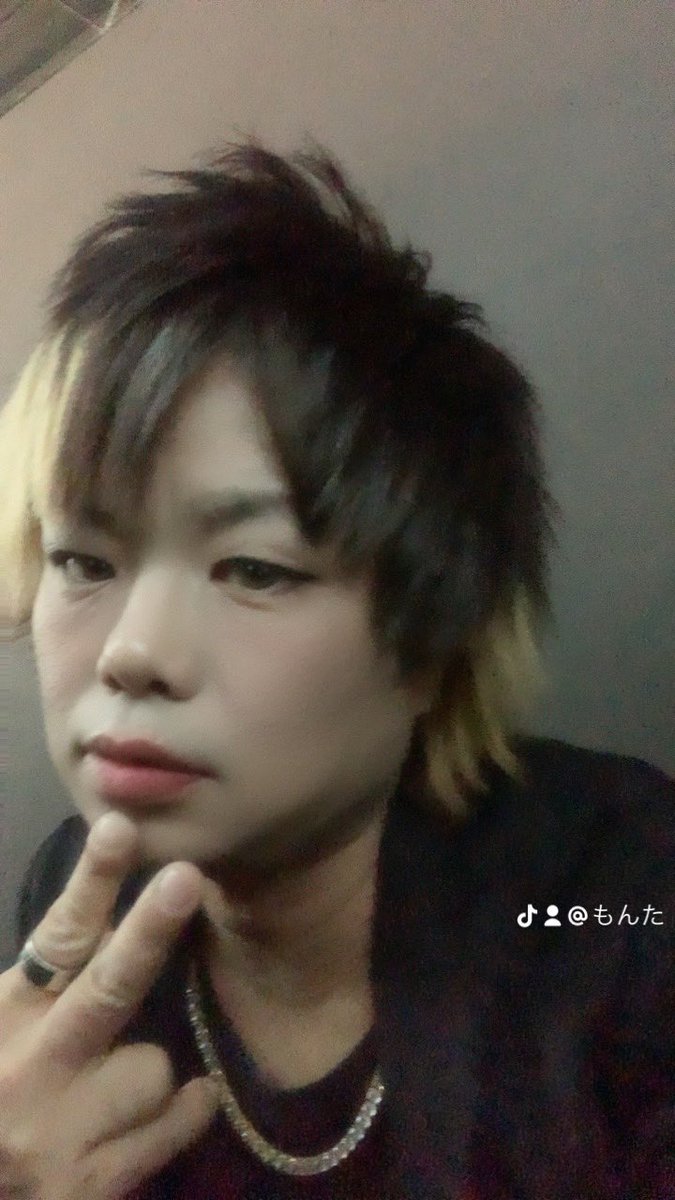 Break_monta's tweet photo. 初回、初回指名お待ちしております♪

埼玉県大宮のホストクラブ、Breakで楽しもー！ https://t.co/KidHQmpu8k