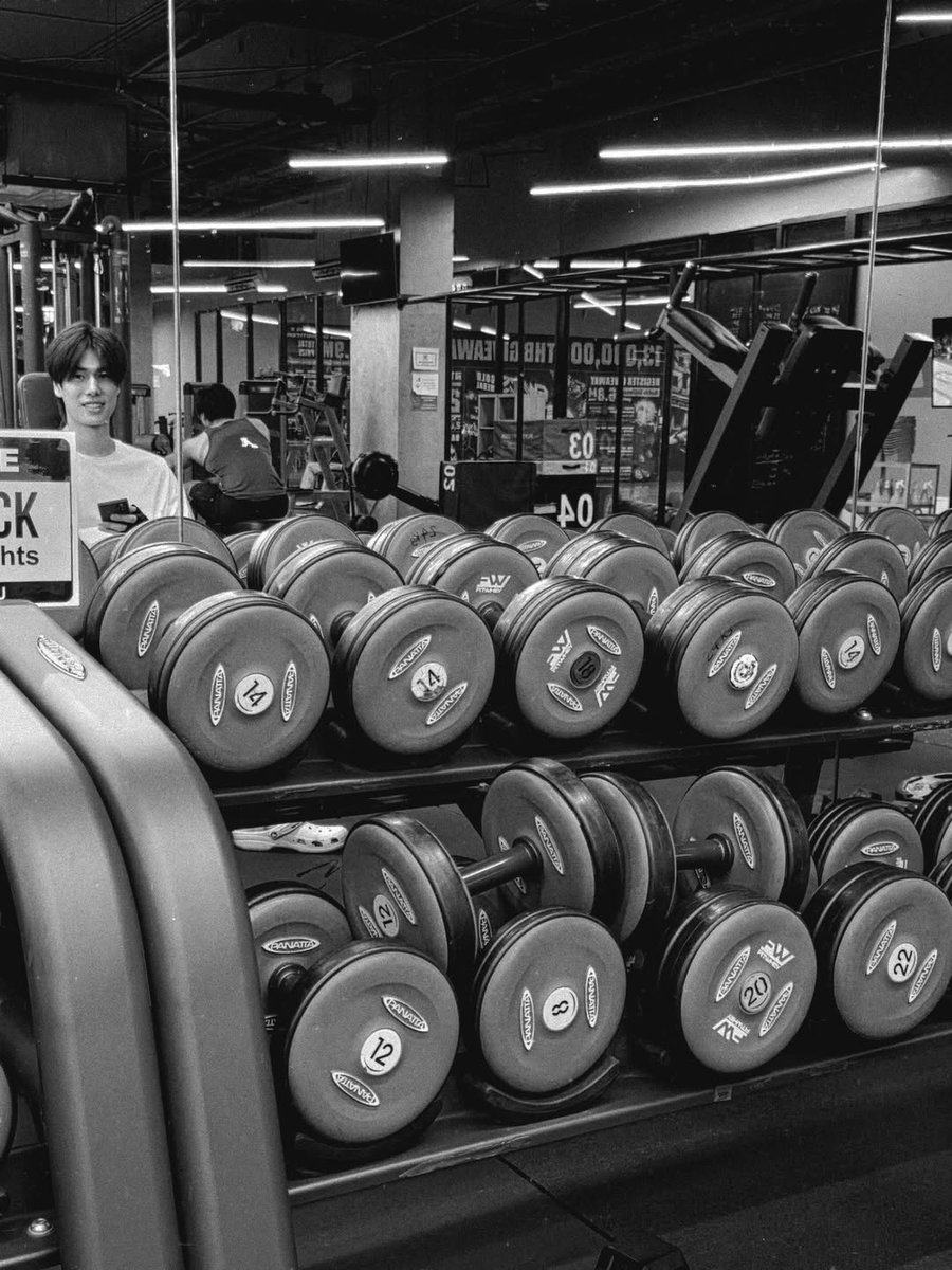 Gym bros

📸 IG : gemini_nt

#phuwintang <a href="/phuwintang/">phuwintang</a>