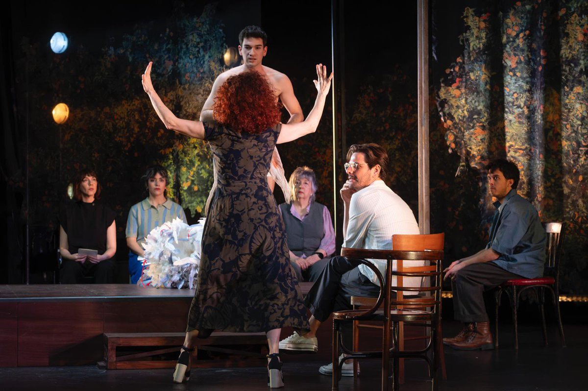 Marta Belenguer estrena hoy #ElAguante, escrita y dirigida por Víctor Sánchez Rodríguez. La obra, creada a partir de ‘La gaviota’ de Chéjov, se podrá ver en el Teatre Rialto de Valencia hasta el 1 de marzo y posteriormente se presentará en Alicante y Castellón de la Plana.