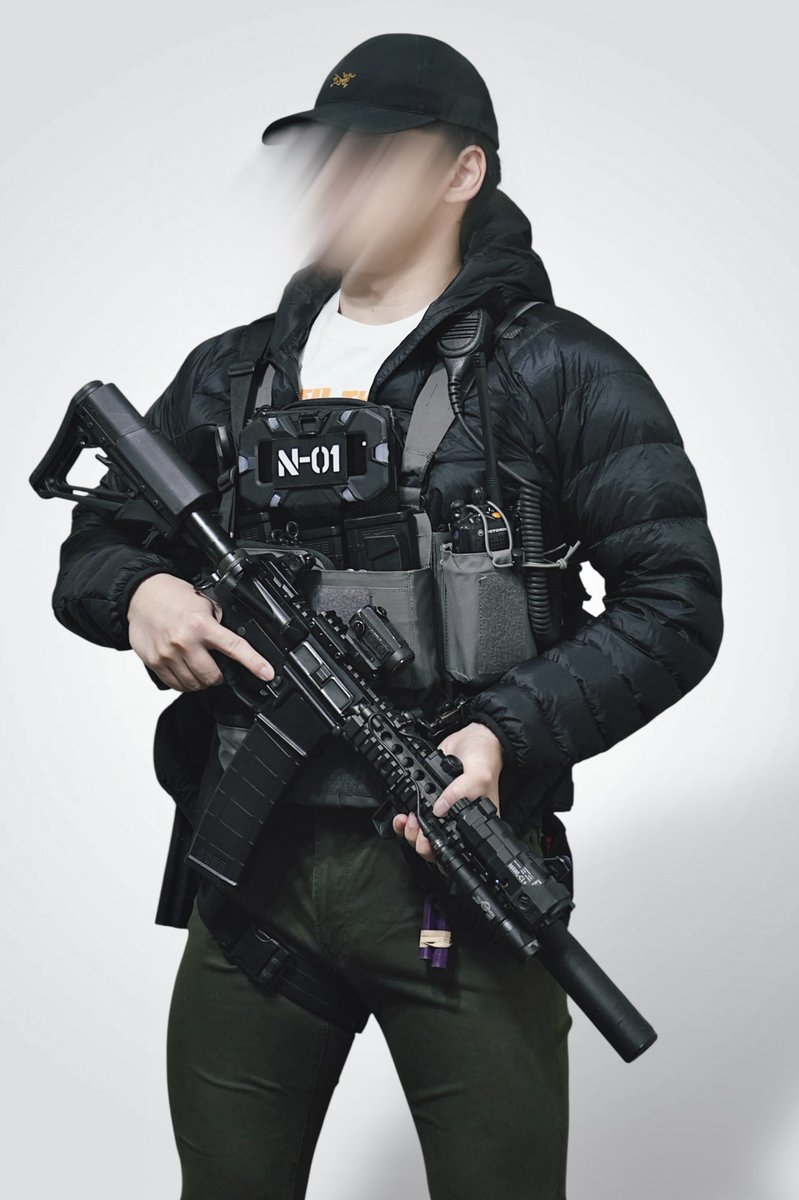 動くと蒸し暑くなること間違いなし装備

#CasualWearTactics