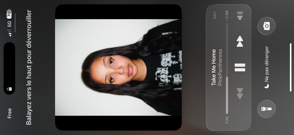 y m’faut une racli comme pinkpantheress