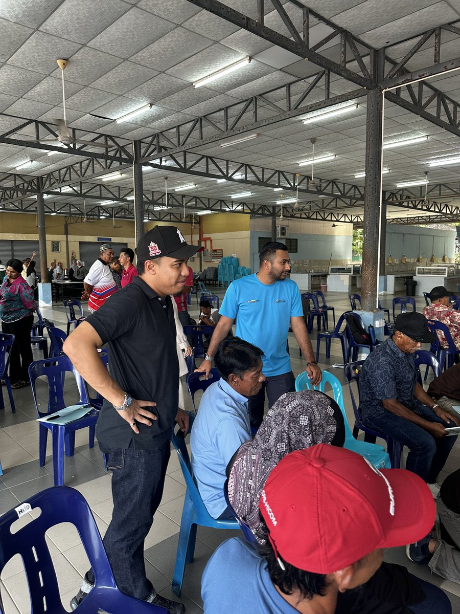 azzinizzad_my's tweet photo. Sintok | 5 Februari 2026
📍 Kem PLKN UUM

Saya berkesempatan melawat Kursus Kenegaraan Malaysia MADANI melibatkan pemimpin masyarakat Kangar. Bagi memperkukuh semangat kenegaraan serta memperkasa kepimpinan demi rakyat.

#AMKPadangBesar #AMKPerlis #AMKReformasi #MalaysiaMADANI https://t.co/CmZJ5STtgI