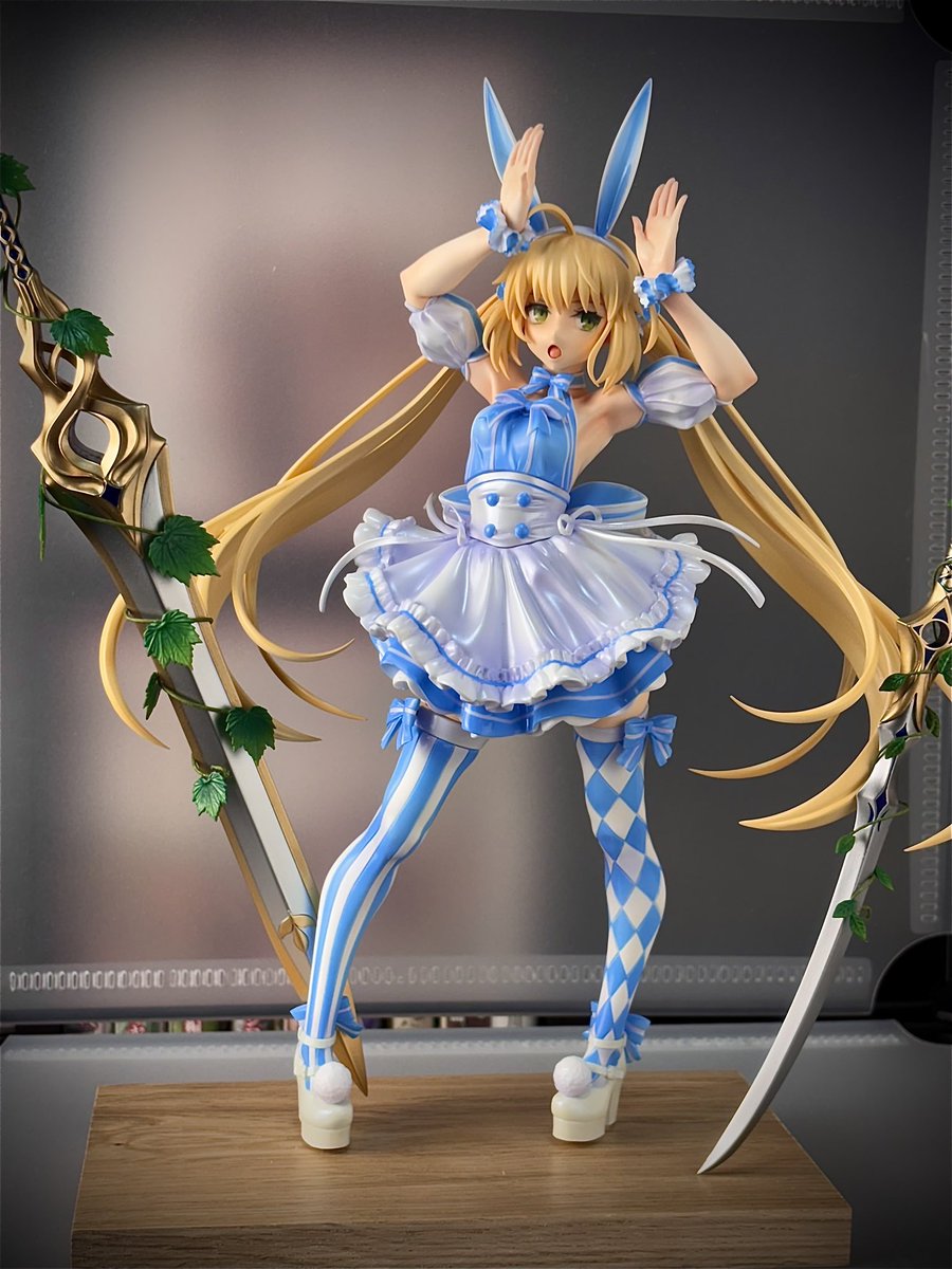 買って塗装したガレージキット見たい