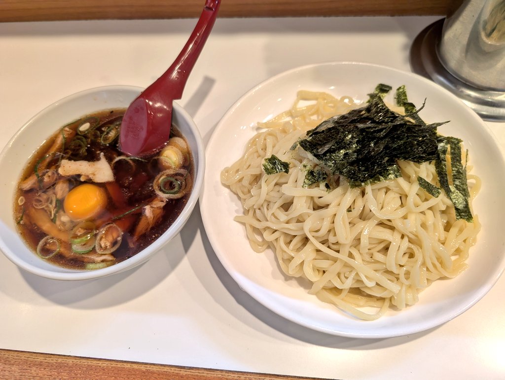 ざるらぁめんを食べました。