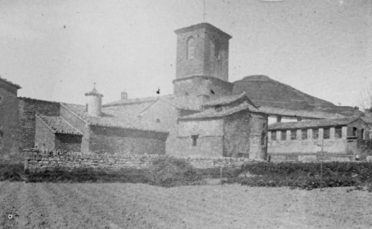 Sabies que a L’Estany, al segle XVIII, moltes cases tenien un teler?

Darrere cada porta hi havia fil, llana, mans cansades… i esperança.

En Josep Biayna publica la segona part sobre els Peypoch i ens transporta a un poble de 300 ànimes, entre camps i telers, als inicis de les