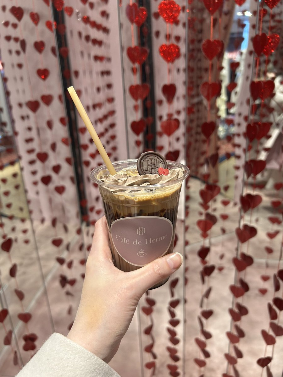 なんだかんだで今年初エルメ‼️ずっと気になってたMademoiselle Mules