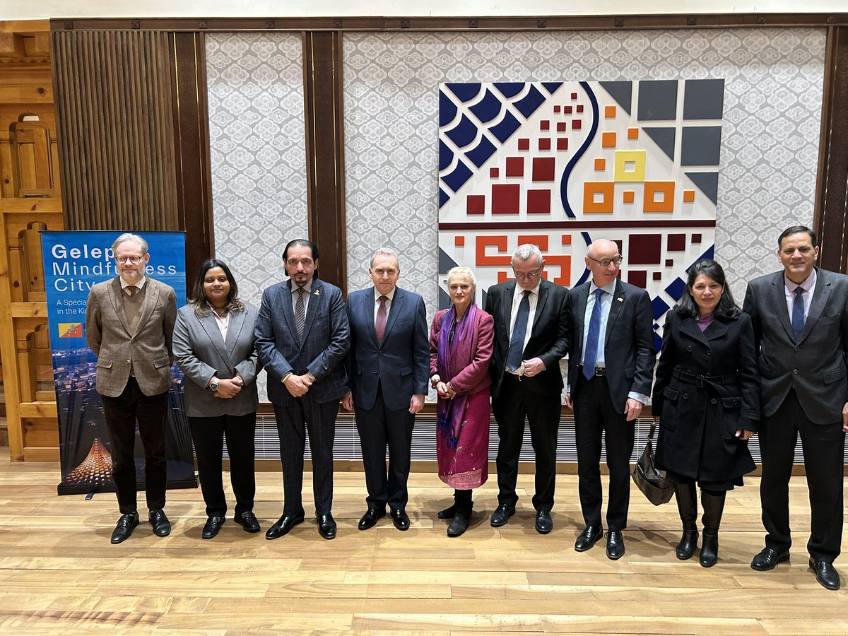 DenmarkinIndia's tweet image. Interesting presentation on the vision for the Gelephu Mindfulness City @gelephumindcity in #Bhutan where world-leading Danish architects @BIG_Architects @BjarkeIngels have done the masterplan and airport 🇧🇹 #GMC