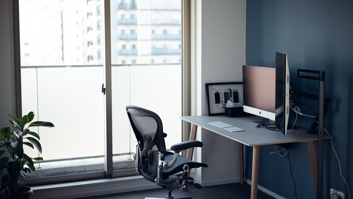 Podcast 最新エピソード公開

今回は、「ワークスペース」がテーマ。物件を借りるのが趣味という <a href="/kkzyk/">小山和之｜designing / PREDUCTS</a> が、これまで10の仕事部屋を作ってきた経験から、広さより手の届く距離、離れという理想など、快適な空間について話しました。
#GoodToolsRadio

open.spotify.com/episode/3qJ0Gv…