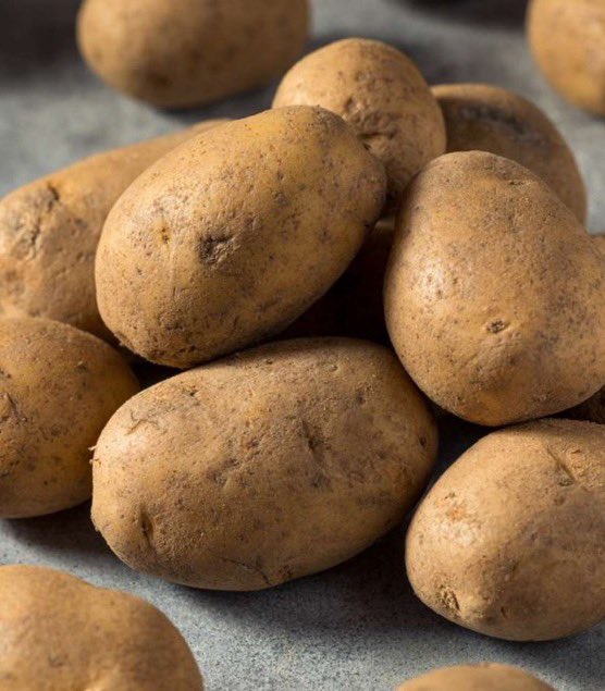 Hoopss's tweet image. 42% of Lay's customers didn’t know their chips were made from actual potatoes, a survey found