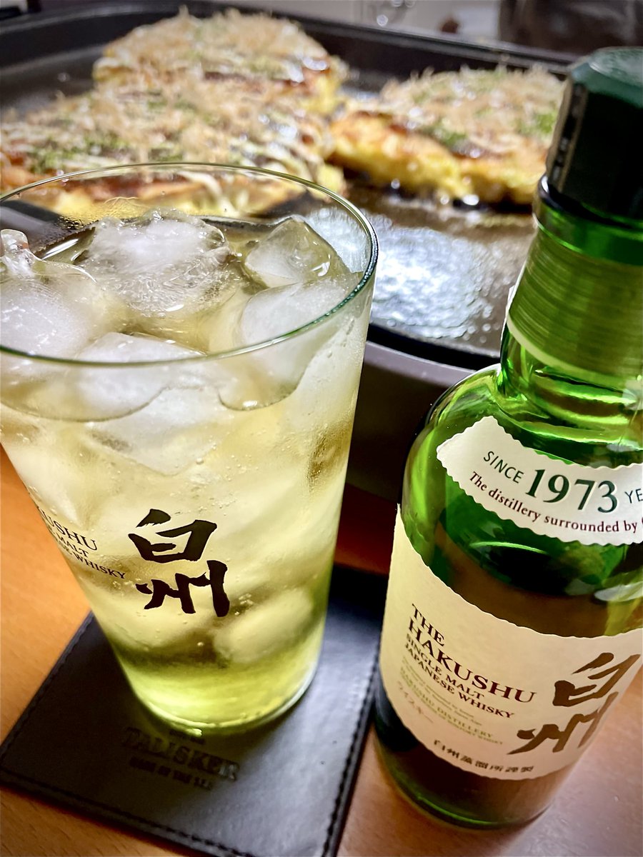 今日はオコパーで乾杯です🥃 お好み焼きにはハイボールが合う！ 美味い