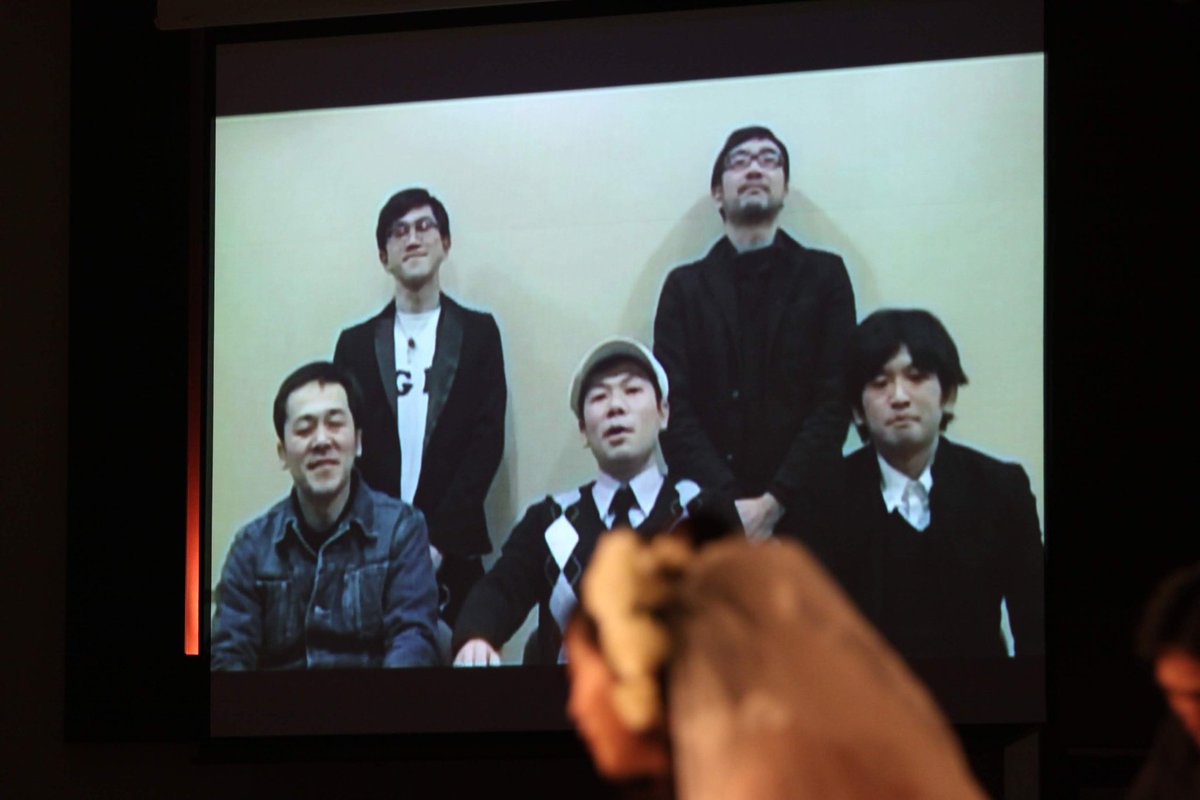meisuiTV's tweet photo. おかげさまで本日、結婚して１５年。
妻よ、ほんと、いつもありがとう！
そして、両親も子ども達もありがとう！
お義父さんお義母さんも、親戚方もありがと��！
この披露宴がきっかけでジョビジョバも復活しましたし、船越さんもイマクニ？さんも、宗学院の皆様もありがとうございました。 https://t.co/VINObpDCD3