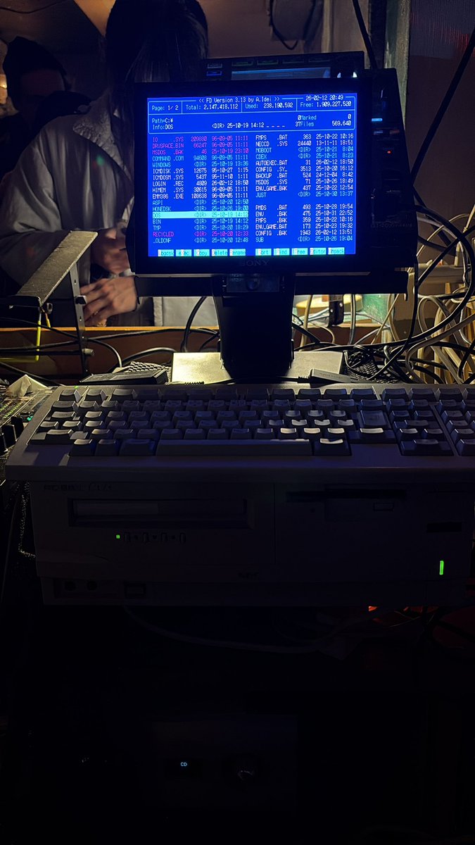 applesorce's tweet image. 令和のクラブで使われるpc98です…