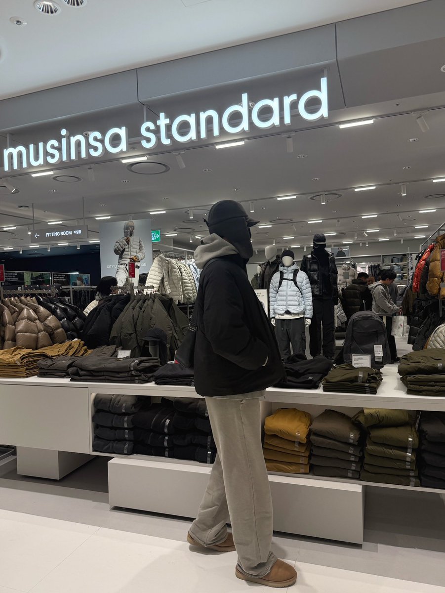 𝗦𝗛. tweet media