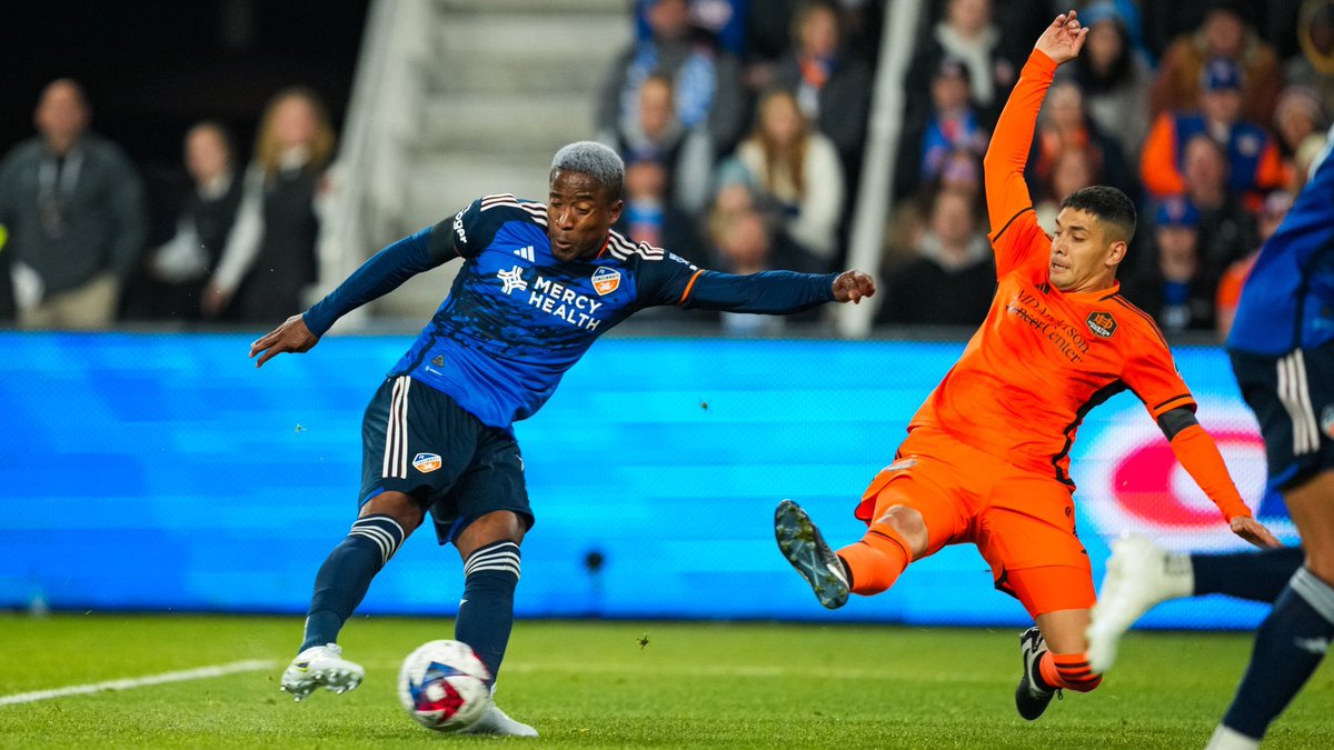 Rodrigo Arellano V. tweet media