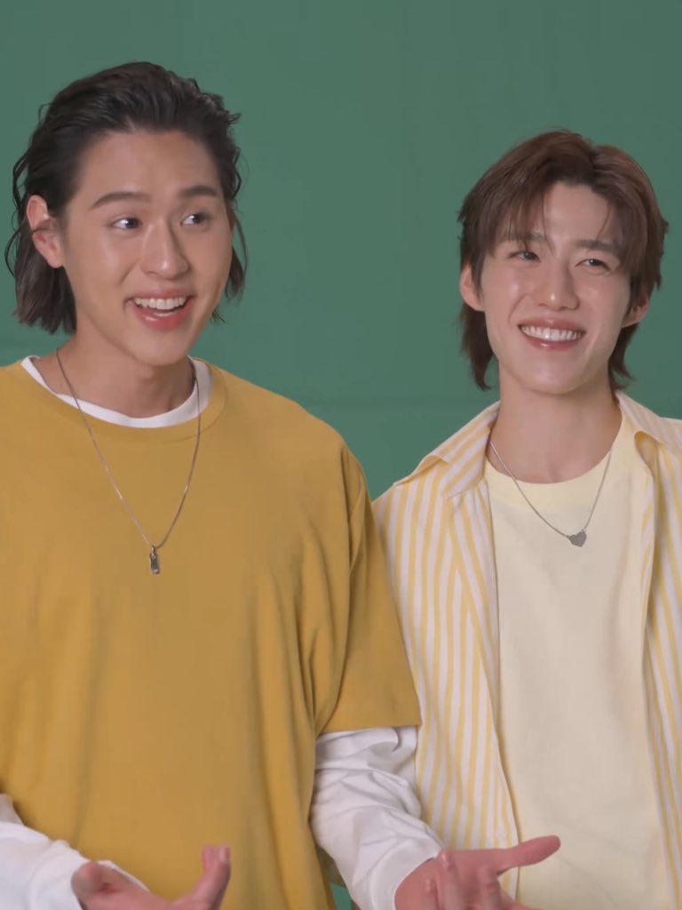 ง้องแง้งกับเงอะงะนิ