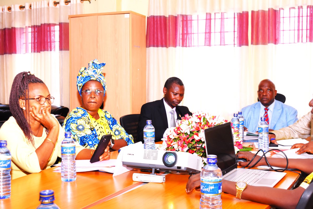 REGIE NATIONALE DES POSTES tweet media