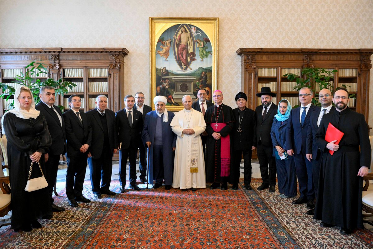 Azerbaigian-Santa Sede: leader religiosi in visita in Vaticano, dialogo prosegue “intenso e approfondito”

Il dialogo tra Azerbaigian e Santa Sede prosegue “intenso e approfondito, come dimostrato dalla visita in Vaticano da parte di una delegazione azerbaigiana composta dai