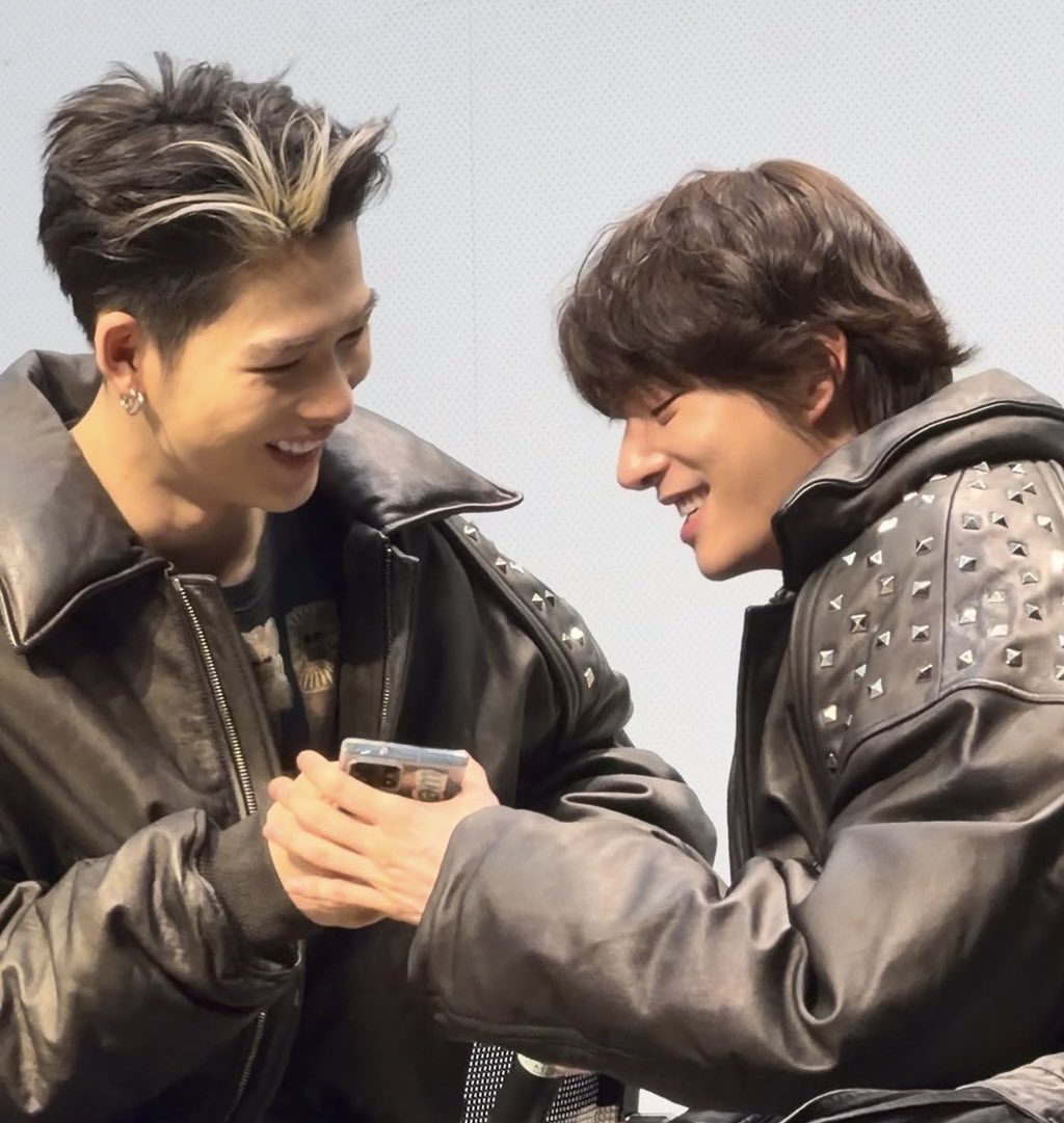 still crying over this btw