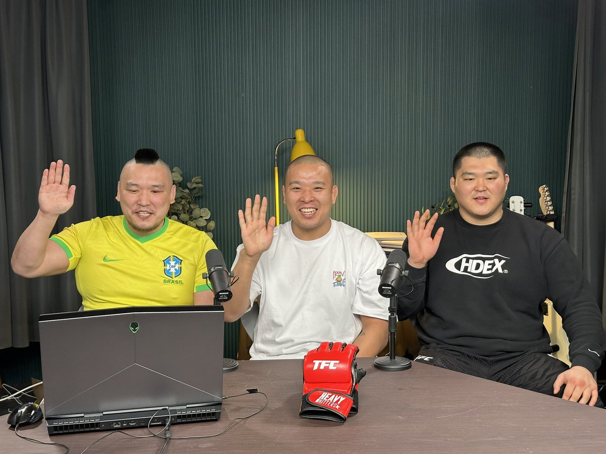 웃고 있지만 최강 3인조. #코리안탑팀