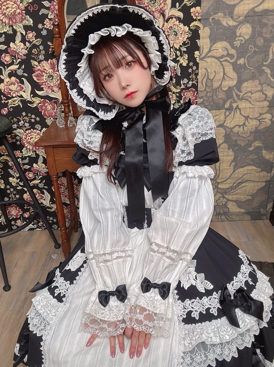 なを。 tweet media