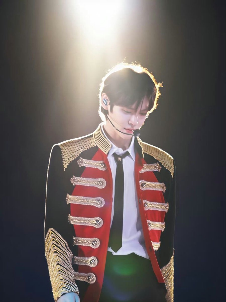 riiiiiize01's tweet photo. 별빛이 내린다 샤랄랄랄라라라~~ https://t.co/N6CEyhedP5