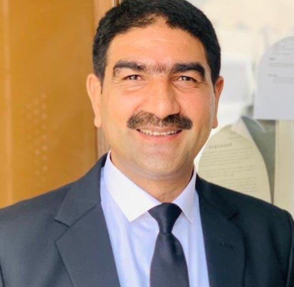 MirzaAli09's tweet image. The government has gone mad! Arresting Advocate Ali Zaman just for doing his job is pure tyranny. Lawyers are being targeted, justice crushed, and the corrupt elite run the show. 1/2

 #FreeAliZaman #StopStateTerror

@husainhaqqani @Wajahat_PTI_