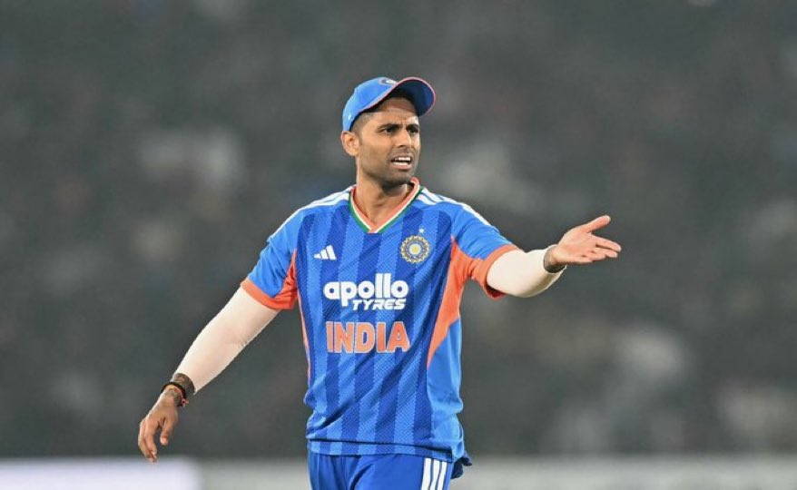 🏏 GIVEAWAY ALERT 🚨

- WORLD CUP 2026
- INDIA VS NAMIBIA 

I’m giving away ₹777 💸

Guess total Runs by SURYA KUMAR YADAV  💙

🎯  correct 1 answer wins
📝 Comment your prediction below
🔁 LIKE + RT 

Let’s see who’s the cricket brain 👀🔥

#T20WorldCup2026 #INDvNAM