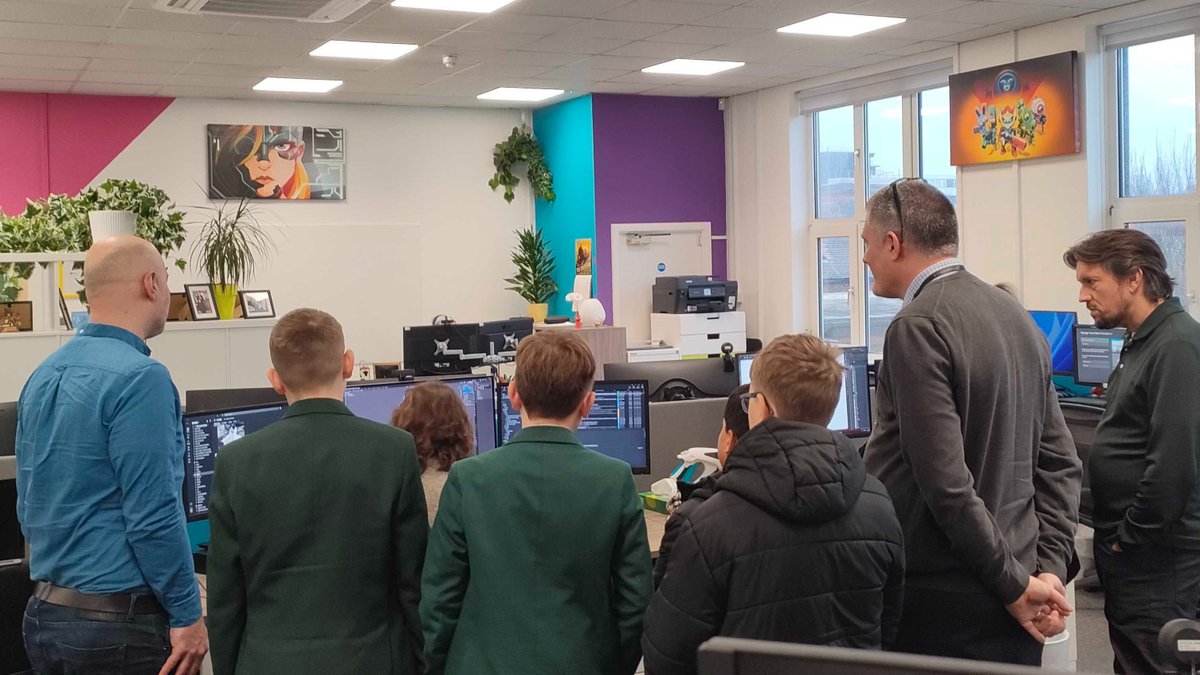 FuturLab tweet media