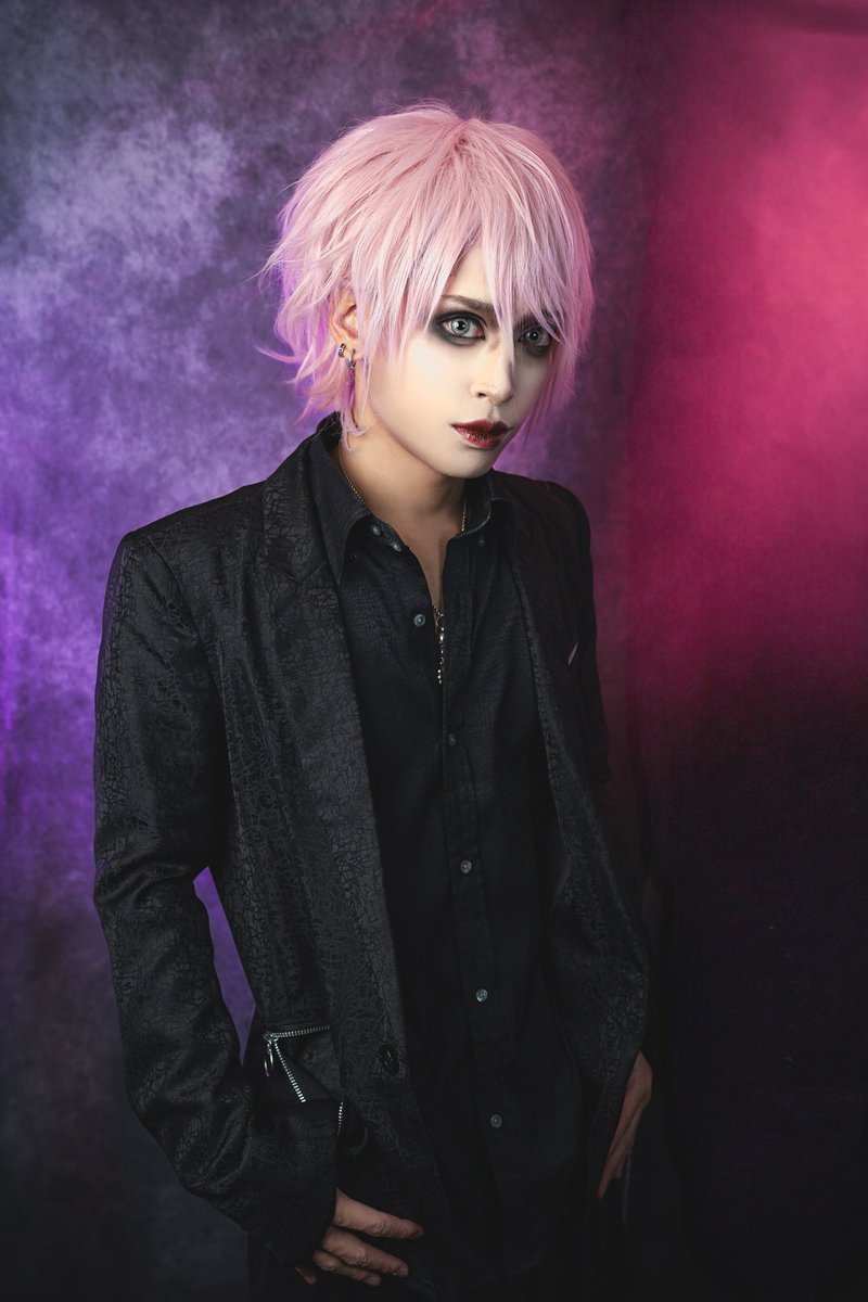 【NEW VISUAL解禁】

Gt: 光-kou-
<a href="/hitchcockkou/">光-kou-</a> 

Mp&amp;Gt: EIKA
<a href="/eikaaa_chan/">EIKA</a>