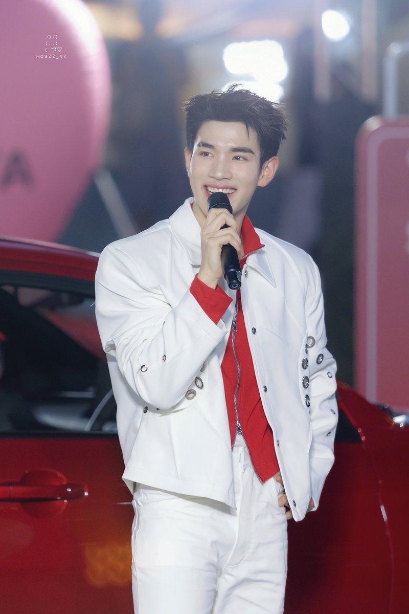 พรีเซนเตอร์ Toyota หล่อมากกกกก 🤍✨

TOYOTA x FOURTH
#TOYOTADRIVEFININLOVExFourth
#Fourthnattawat #โฟร์ทณัฐวรรธน์